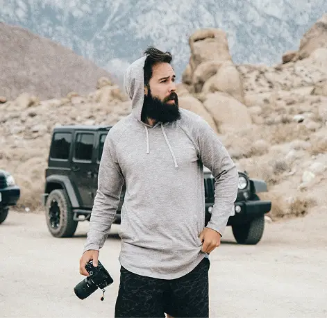 Elliott, creator based in Los Angeles