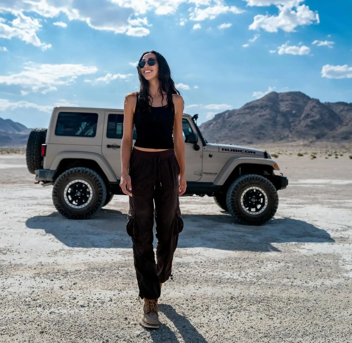 Kelly, creator based in Joshua Tree, CA
